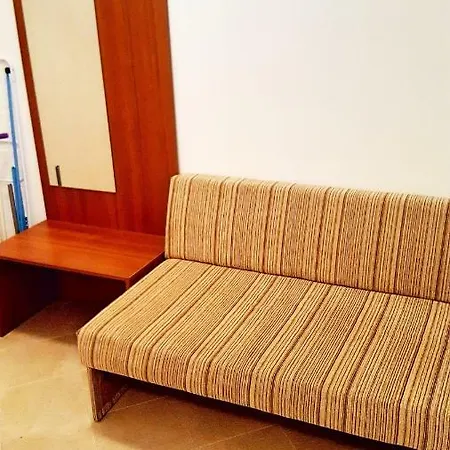 Front Door To The Gondola And Town Centre * Μπάνσκο