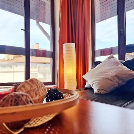 Apartment Front Door To The Gondola And Town Centre