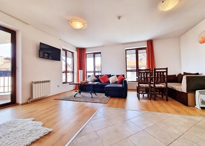 Apartment Front Door To The Gondola And Town Centre