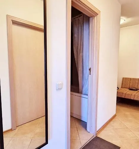 Front Door To The Gondola And Town Centre *